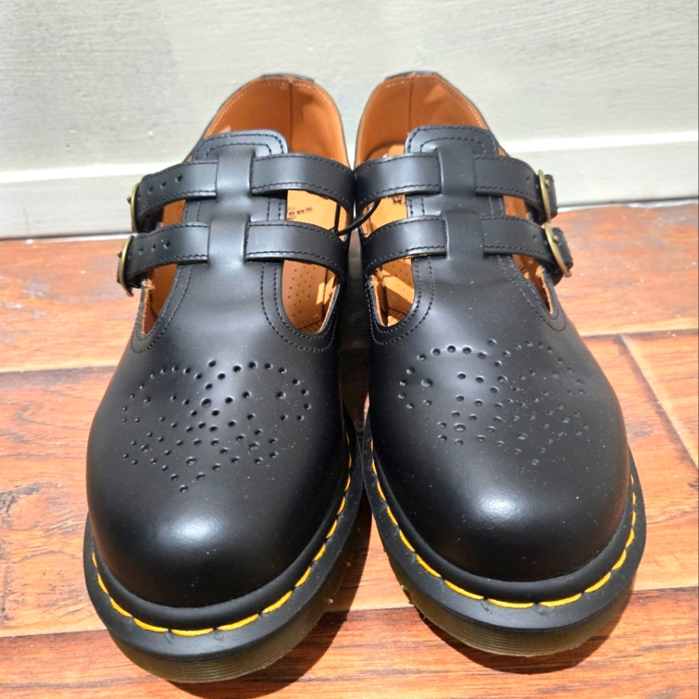 NWOT Dr Martens MaryJane